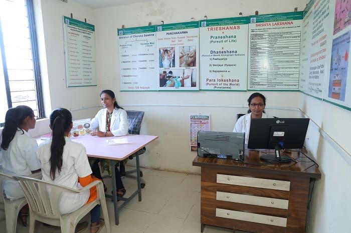 Supervised Ayurvedic patient consultation